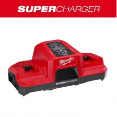 Milwaukee M18™ Dual Bay Simultaneous Super Charger Milwaukee M18™ Dual Bay Simultaneous Super Charger